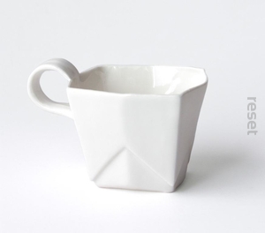 Porcelanowa filiżanka