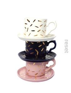 Filiżanka do espresso różowa ZŁOTE KROPKI