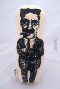 Przytulanka z bawełnianej surówki Groucho Marx