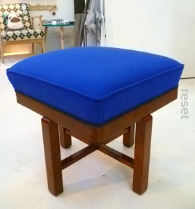 Taboret Art Deco szafirowy