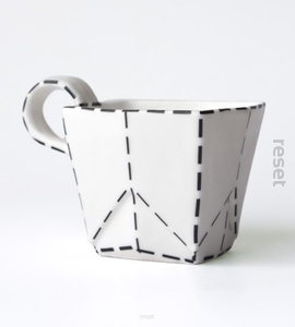 Porcelanowa filiżanka Fastryga