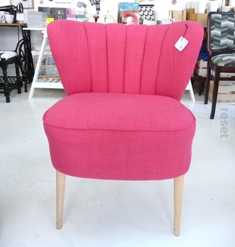 1 Fotel Uszak mały MAGENTA
